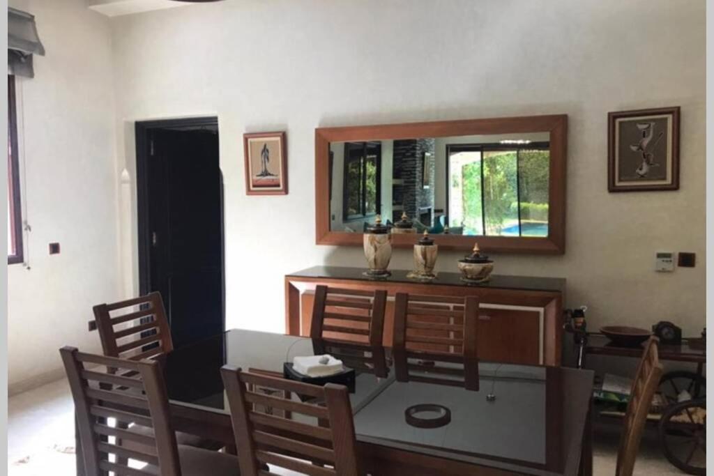 Magnifique Villa Avec Piscine Chauffee Que Pour Famille Marrakesh Exterior photo